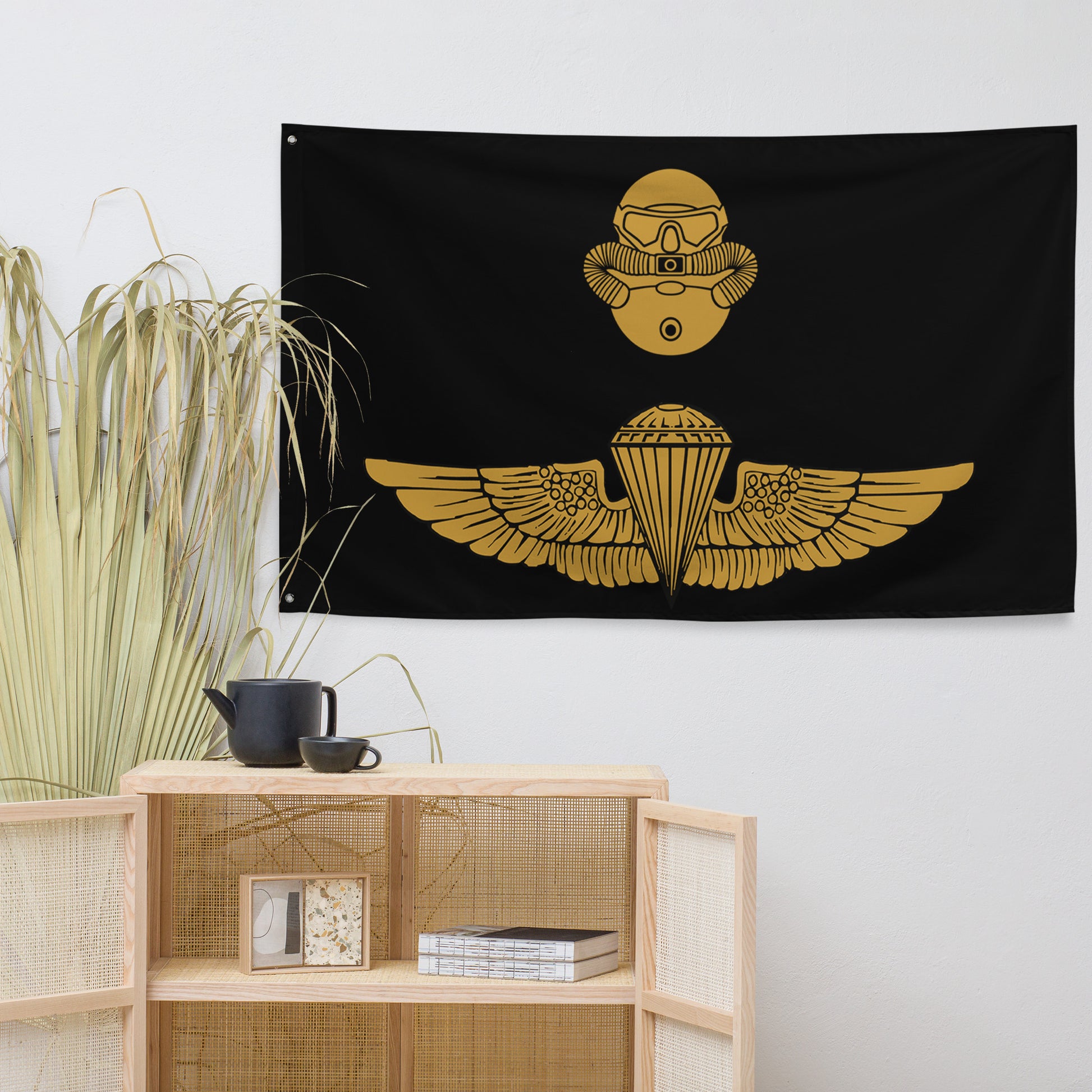 Combat Diver and Gold Jump Wings Flag